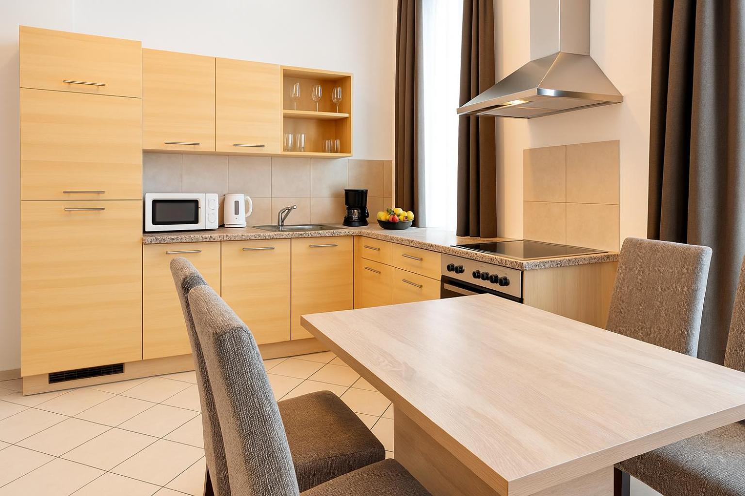 Made Inn Budapest Luaran gambar