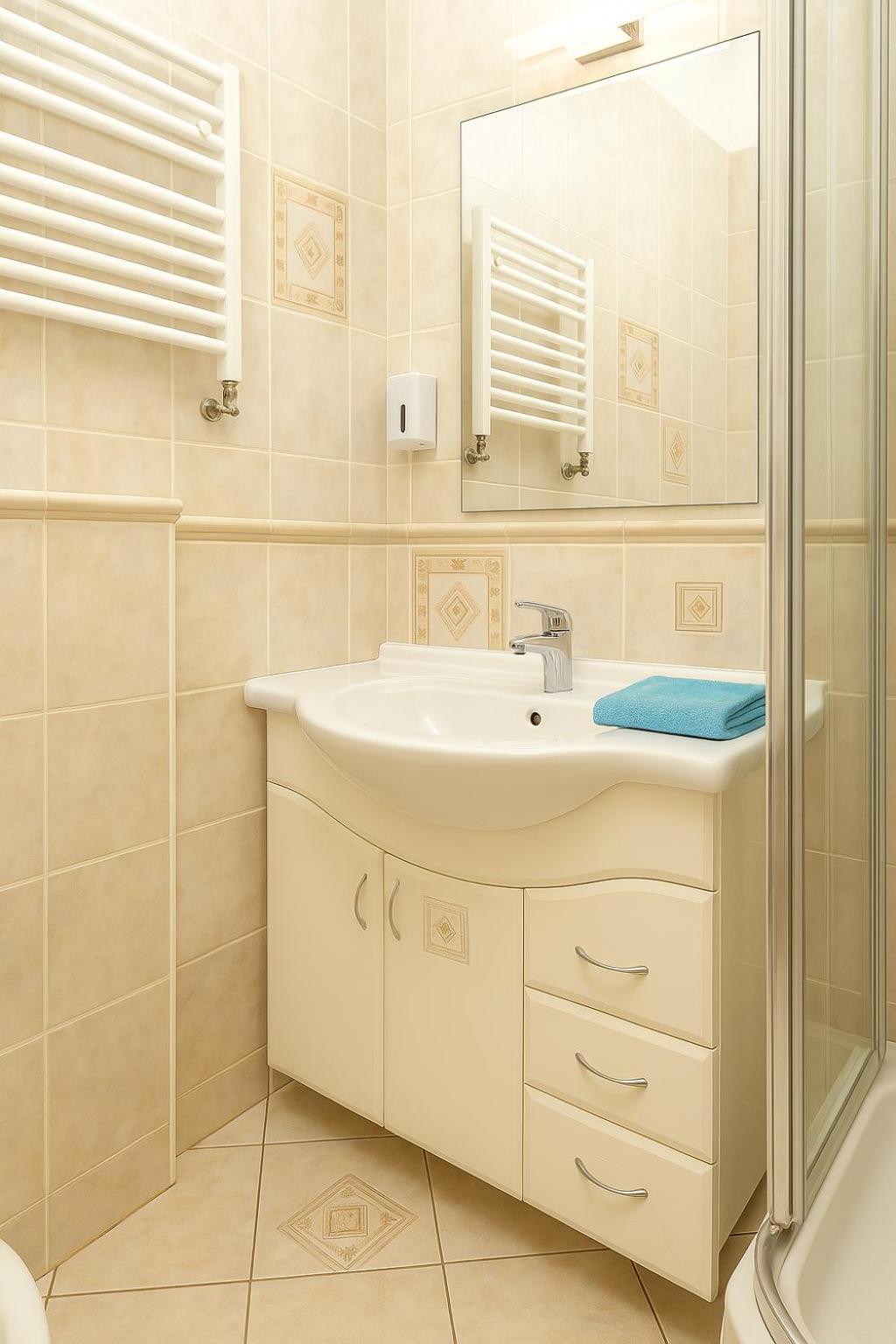 Made Inn Budapest Luaran gambar